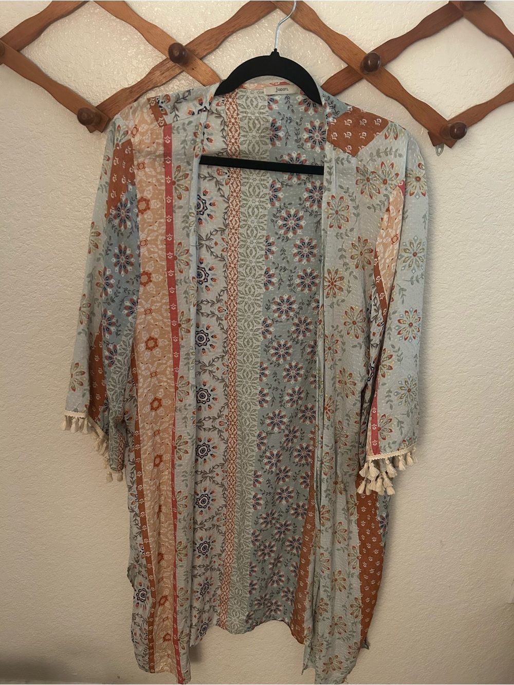 JODIFL Light Blue and Tan Floral Kimono Shrug with Tassels